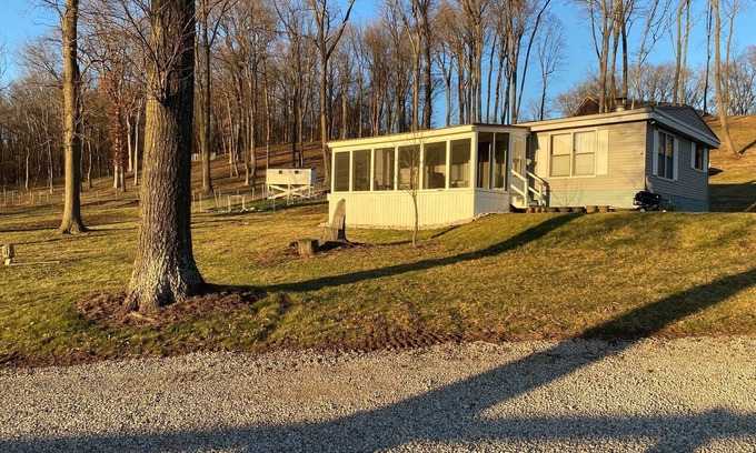 Hillsdale Otro | Peaceful Farm House, Parke County, IN