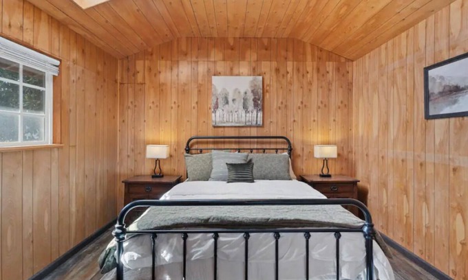 Camarillo Casa | PEACEFUL ONE BEDROOM GUEST HOUSE ON A RANCH