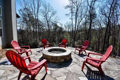 Blairsville Casa | Peaceful Pines