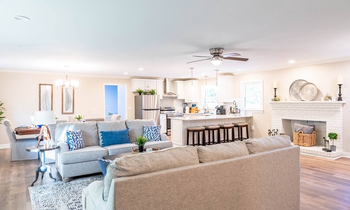 Wilmington Casa | Peaceful Retreat - Near Beaches, Downtown, UNCW