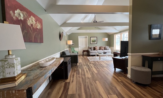 Ephraim Casa | PEACEFUL, SPACIOUS, AND ROMANTIC - your Door County home away from home!