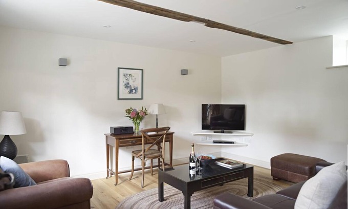 Thatcham Cabaña | Pear Tree-Rural-Romántico-Baño privado con bañera-Vista al Jardín