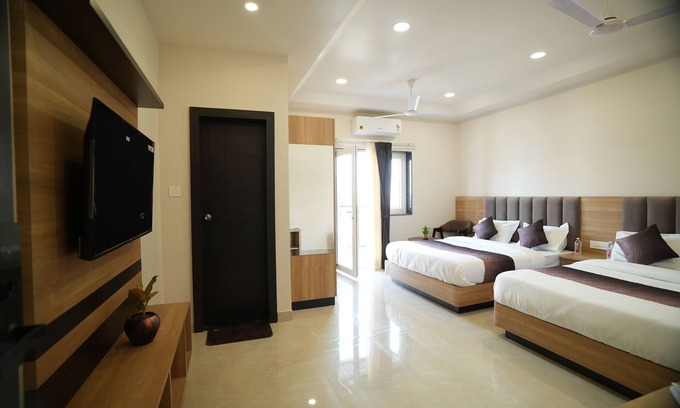 Sigra Hotel | Pearl of Varanasi