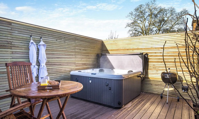Northwich Cabaña | Peartree Cottage - UK45496
