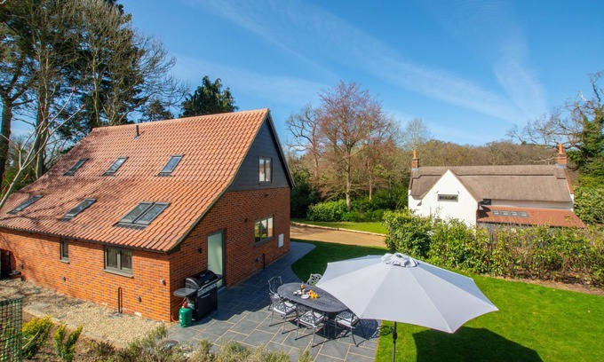 Irstead Casa | Peaty Cottage - Dos Habitaciones Casa, Capacidad 4