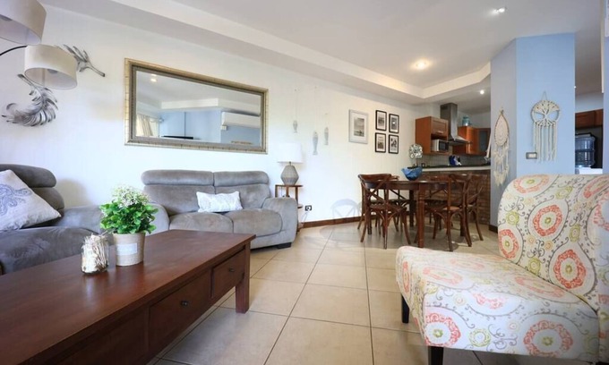 Playa Langosta Apartamento | Peninsula 38 ♡ Chilling & Cozy 2bdr ♡ Beautiful terrace ♡ Fast wifi