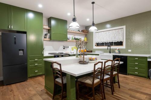 Capel Sound Casa | Peninsula Green Cottage for 16guests