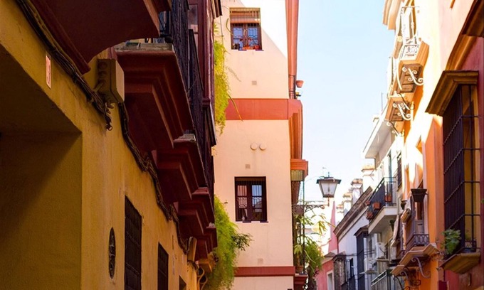 San Bartolome Casa | Pensión Azahar