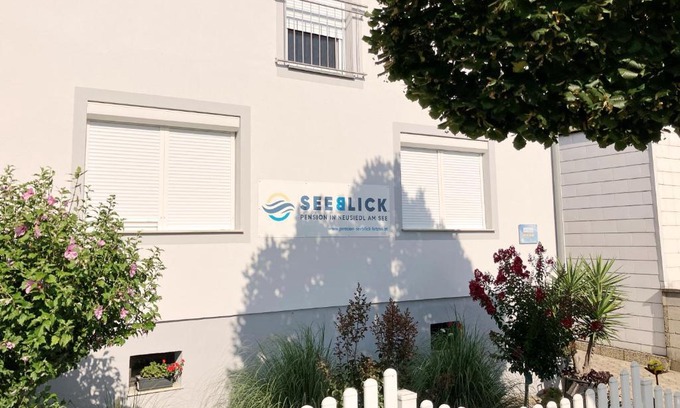 Neusiedl am See Casa | Pension Seeblick Latzko