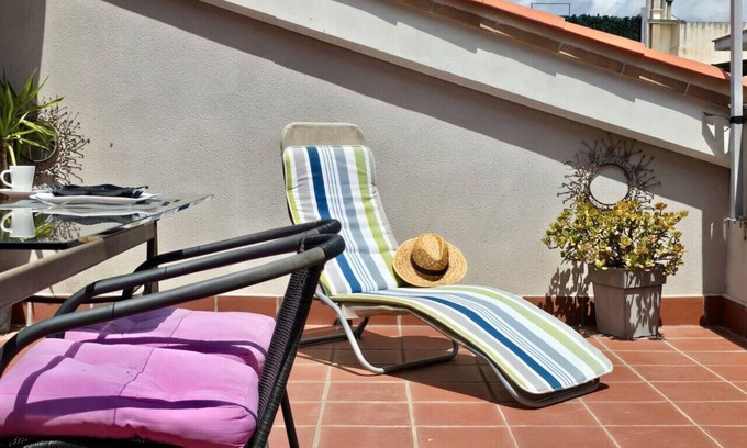 Mataro Apartamento | Penthouse 100m from Sea with Terrace, Near BCN