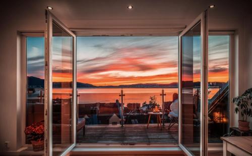 Sandviken Apartamento | Penthouse Apartment