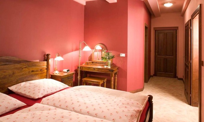 Slatinice Casa | Penzion U Veterána