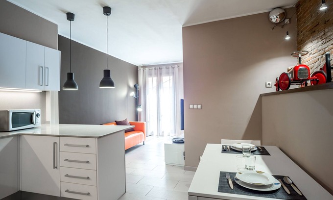 Figueres Apartamento | Moderno Apartamento con llave inteligente a 2 minutos del Museo Dalí