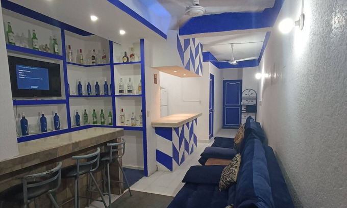 Las Brisas Apartamento | Pequeño departamento con vista al mar