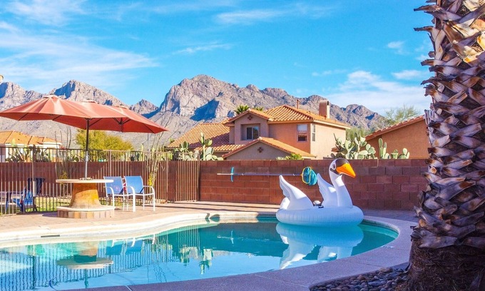 Oro Valley Casa | Perfect Escape with Epic Views 4 Bed 3 Bath
