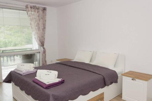 Kavarna Apartamento | Perfect Summer Vacation Rental - One-Bedroom Flat by Flat Mаnager