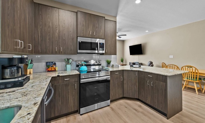 Denison Casa | Book Your Pet Friendly Stay in Denison