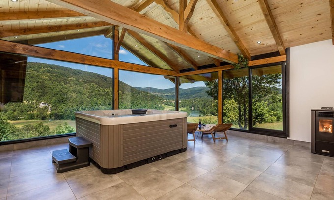 Klanac Casa | Casa que admite mascotas en Severin na.