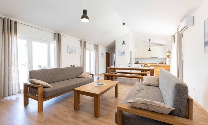 Grubine Casa | Pet friendly home in Grubine