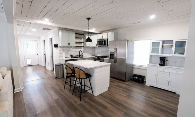 Monroe Casa | Pet-friendly home walking distance to Downtown Monroe
