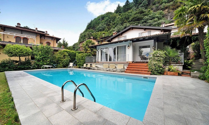 Domaso Villa | "Luxury Country House Domaso" con piscina y vistas al lago