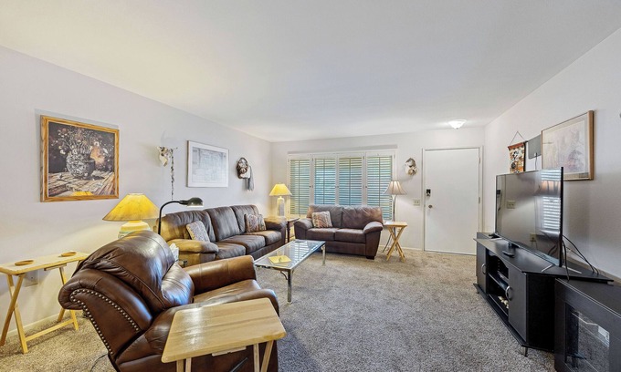 Sun City Casa | Pet-Friendly Sun City Retreat Near Golf & Shops