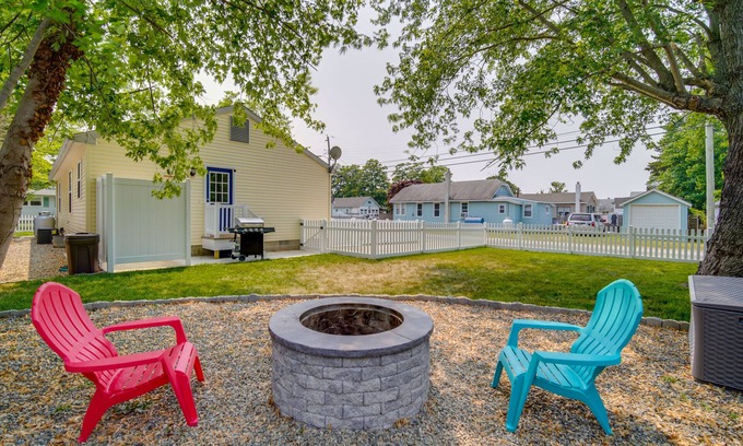 Villas Casa | Pet-Friendly Villas Vacation Rental: Walk to Bay