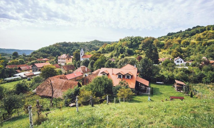 Seica Mare Casa | Petershaus - casa de vacanța și distractie.