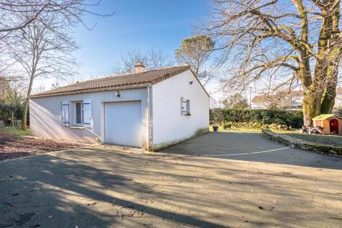 Saint-Georges-de-Pointindoux Casa | Petite maison à la campagne