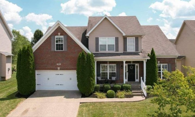 Fisherville Casa | PGA Hole in 1! 3 Minutes from Valhalla!