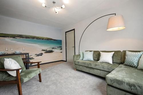 Stanley Casa | Philip Garth 3 Bed with parking