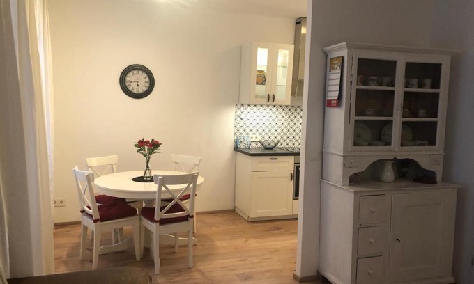 Heidelberg City Centre Apartamento | Philosophen und Neckarblick Apartment