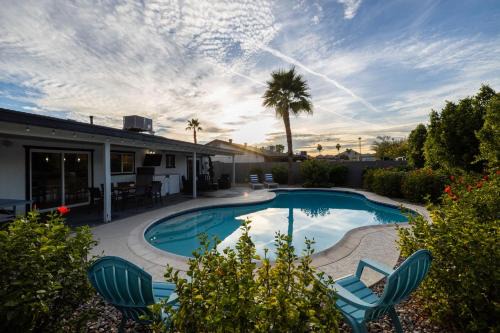 Paradise Valley Village Casa | Phoenix Winchcomb home