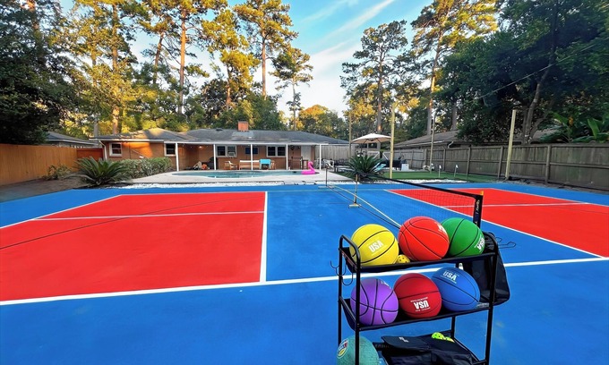 Savannah Casa | Pickleball + Pool + Game Room