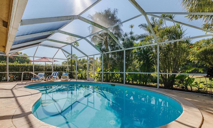 Lochmoor Waterway Estates Casa | Picturesque Lagoon, Nature Preserve, Private Pool - Finca Lagoon - Roelens Vacations