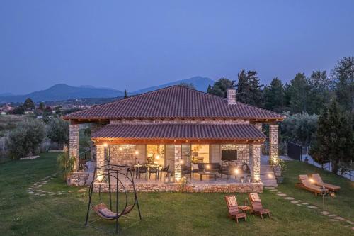 Aigio Casa | PIETRA VILLA Akoli beach