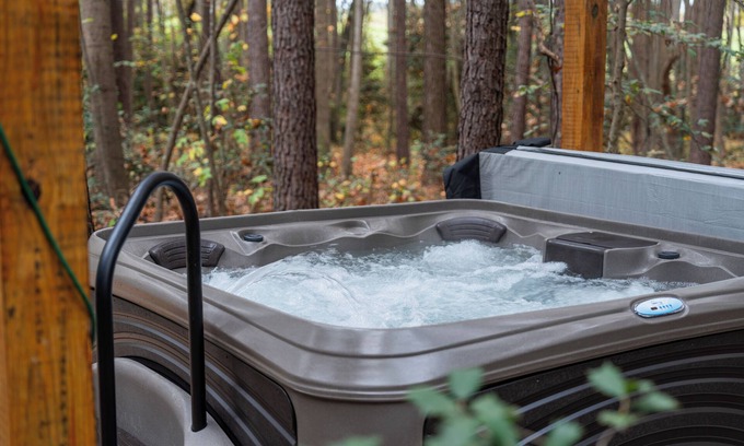 Peebles Casa | Pine Cone Cottage Sleeps 6
