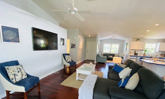 Pine Island Center Casa | Pine island retreat in botanical oasis near Matlacha