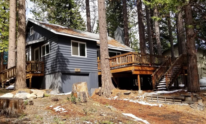 Cold Springs Cabina | PinecrestAreaRentals #20 9/5-12/10 no holidays book 2 nights get 3rd night free.