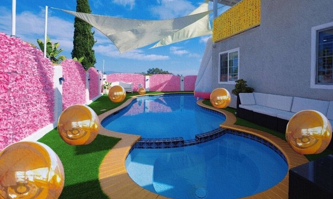 Bay Terraces Villa | Pink Luxe Spa Retreat SALE 3 Nights with Pool, Fully Equipped Kitchen & Dome