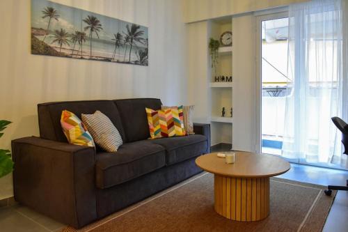 Pasalimani Apartamento | Piraeus Two Bedroom Apt The Coastal Nest