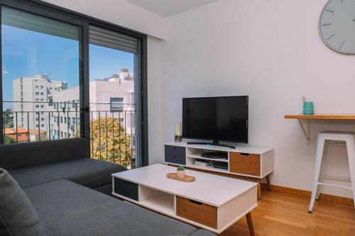 Vigo Apartamento | Piscina y garaje cerca del centro by CABANA Rentals