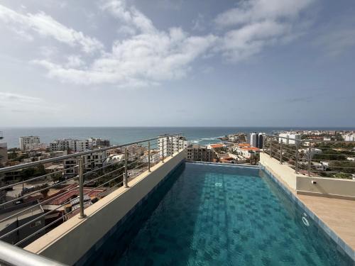 Yof Apartamento | Piscine à débordement, Rooftop, Vue Mer & Babyfoot