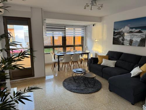 Benicassim Apartamento | Piso en avenida principal 4 habitaciones