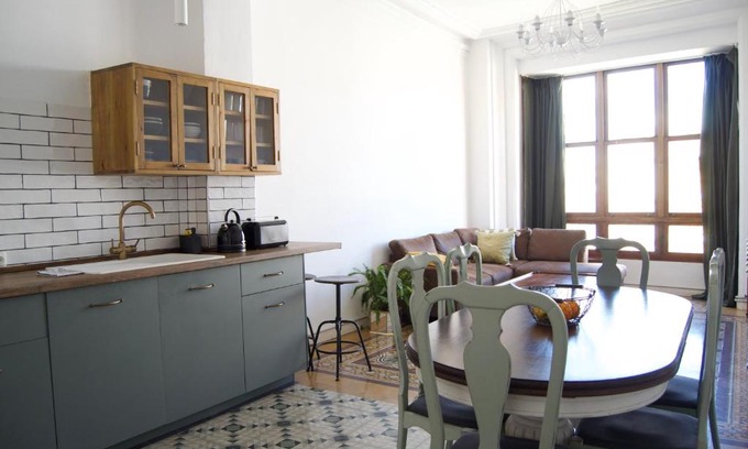 Diputación de Cartagena Casco Apartamento | Piso modernista en casco histórico con garaje
