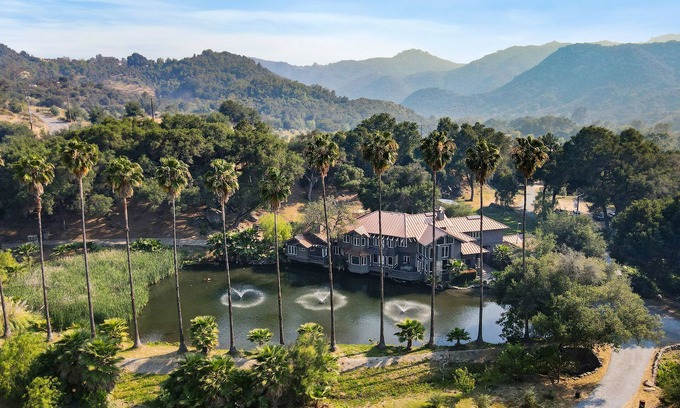 Fallbrook Casa | Pitchouline Estate @ Vineyard & Olive Grove by Fallbrook, Temecula Wine County