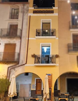 Onda Casa | Plaça de l'Almudí, where else!