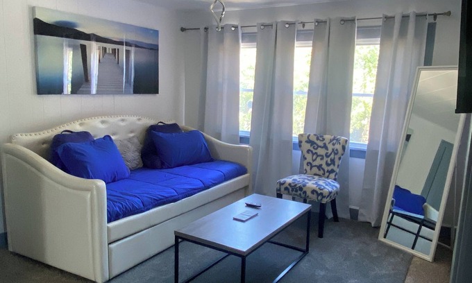 Hammond Apartamento | Plant MOOD2! FREE STREET PARKING & Wi-Fi!