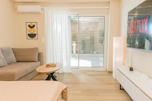 Pangrati Apartamento | Plantaea Deluxe Studio - Athens Modern Escape