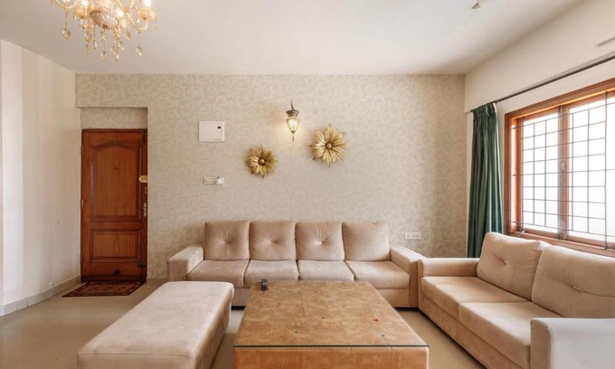 Kalyan Nagar Apartamento | Platinum Oak by JadeCaps AC Wifi Central Area